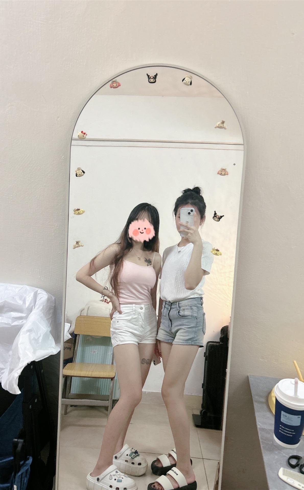 从来不图你的钱 也没见你给我多少爱