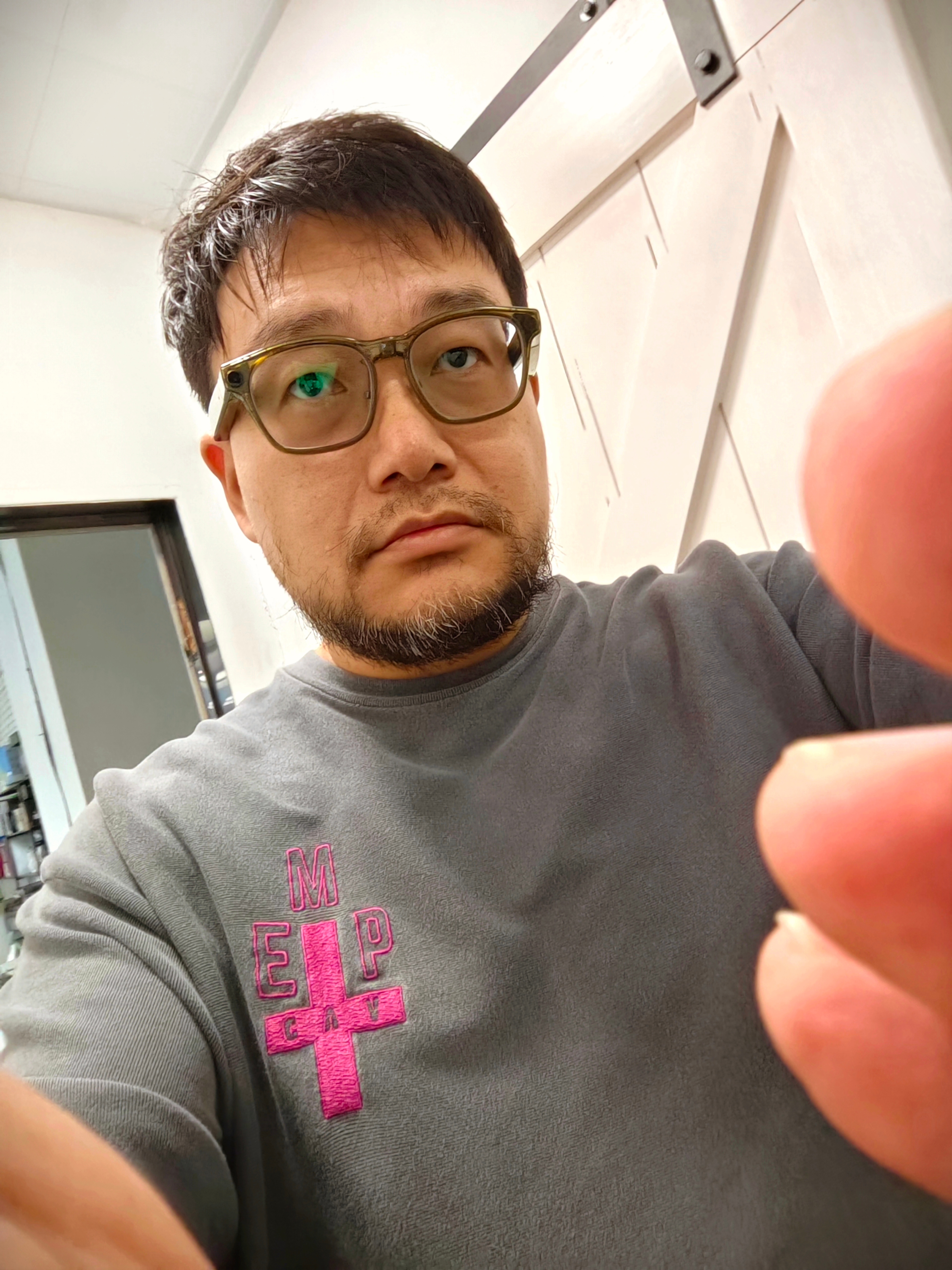 这就是纯纯的买家秀了，没有黑理想眼镜的意思。