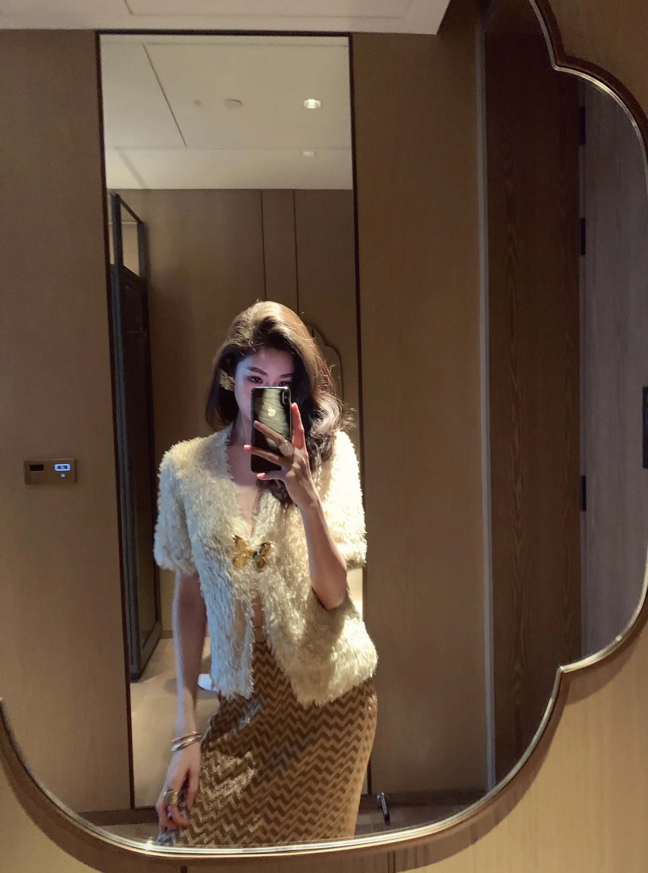 第25个情人 是波斯猫般的女人 Helianthus女士是一只迷人的波...
