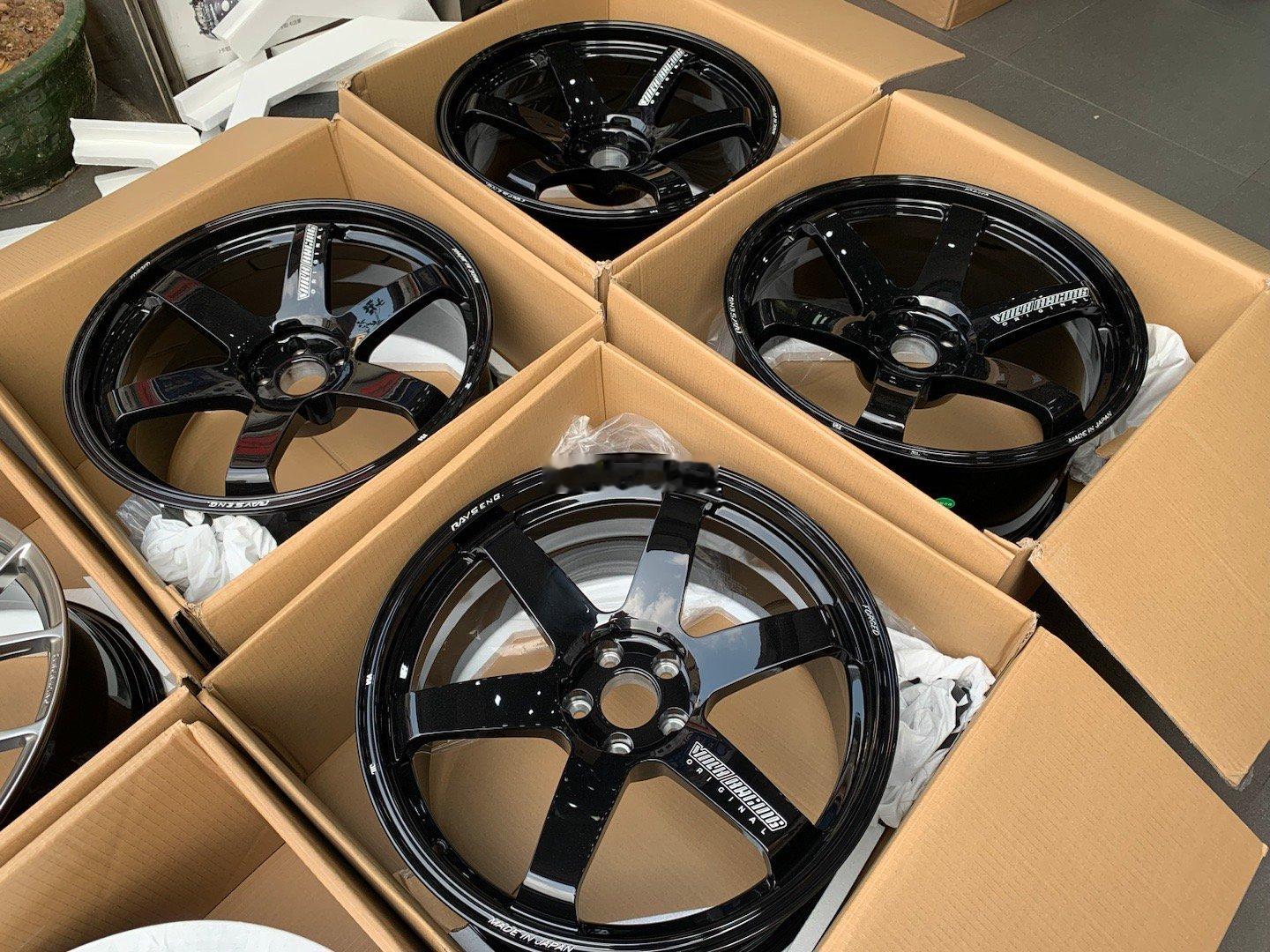 现货一套 G8X M234  亮黑色 20寸 可以安排 ​​​