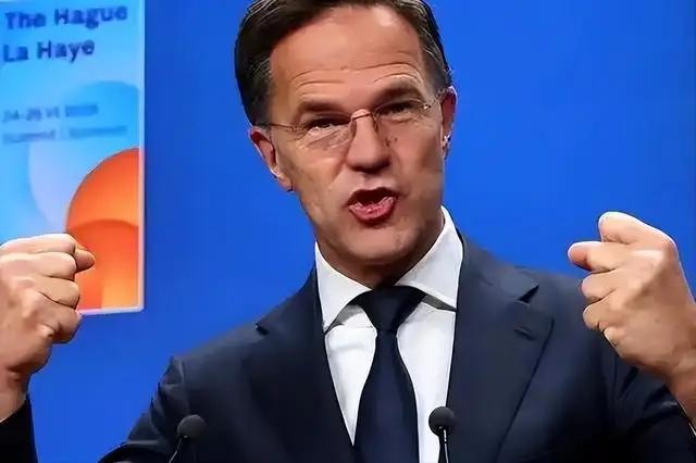 吕特突访白宫当面劝特朗普，北约要被美国“弃盟”？

北约秘书长马克·吕特突然现身