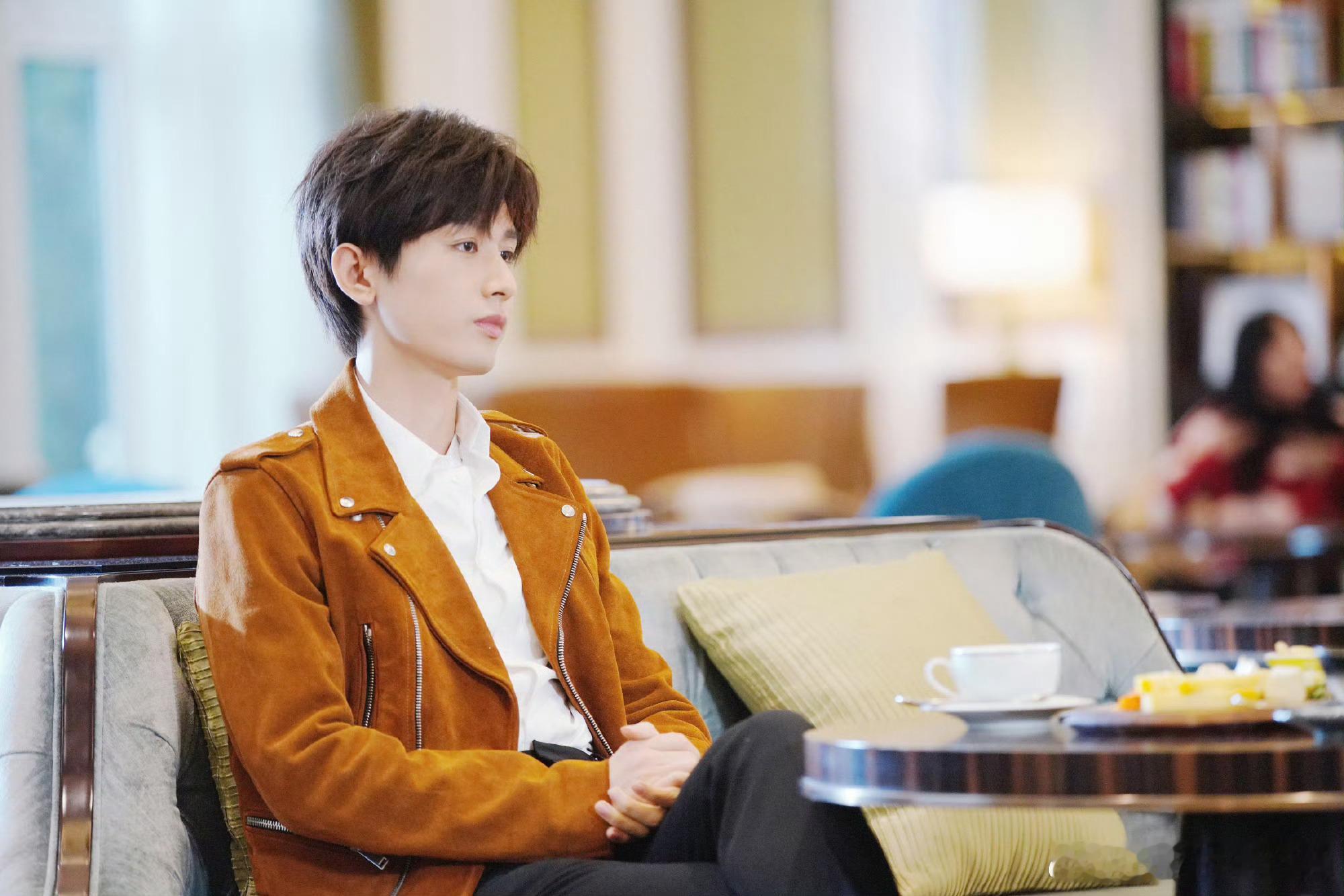 成毅长安二十四计cy成毅谢淮安喜欢成毅，喜欢他纯净澄澈如朗月清风，喜欢他热烈逐梦