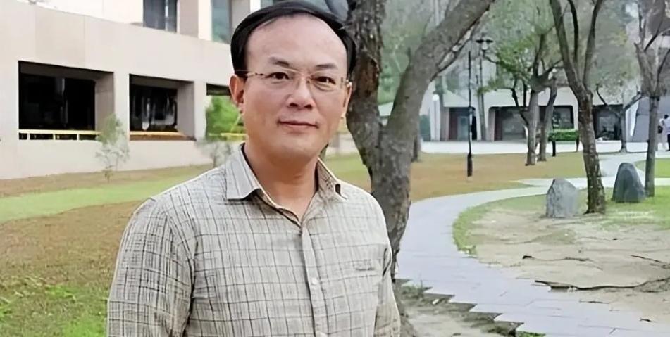 近日，台湾地区彰化师范大学副教授李淇泽在社交平台发文，探讨“一国两制台湾方案”的