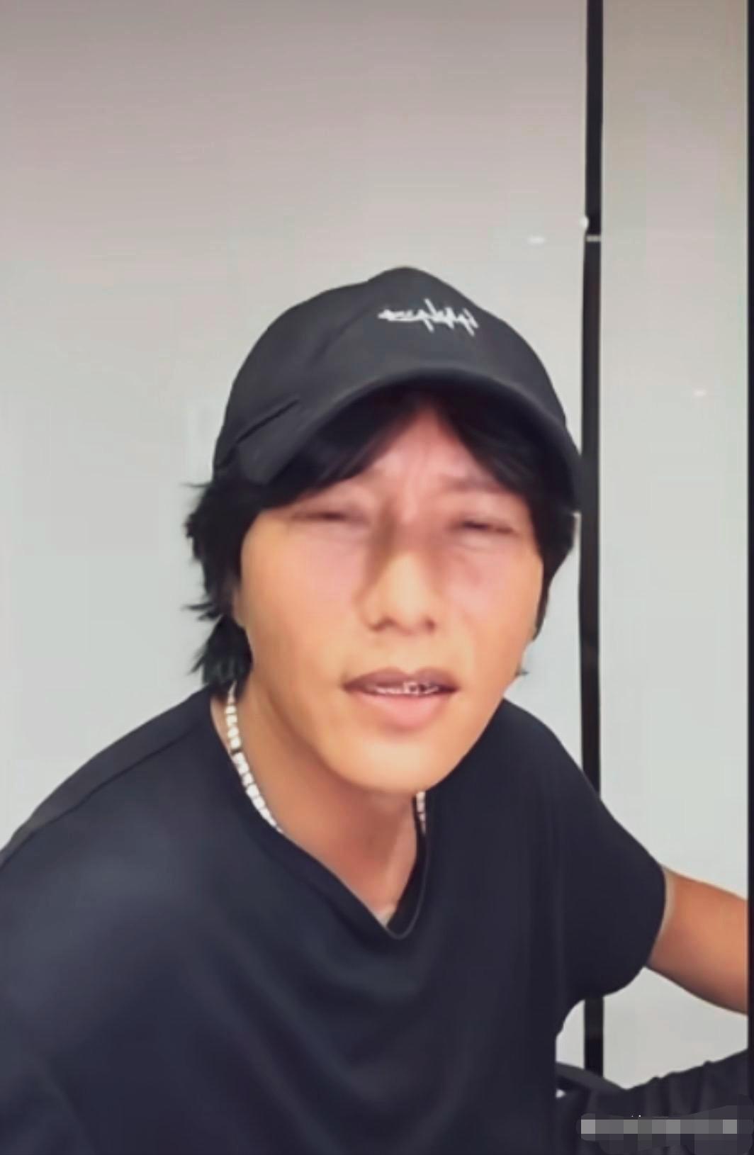 这是陈坤？左看右看也看不出一点年轻时候的影子！