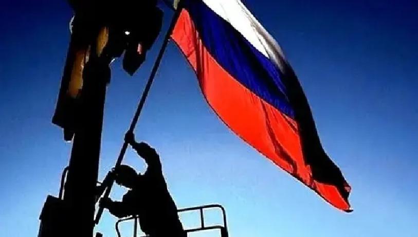 很多人爱问一句话：“俄罗斯会不会被耗死？”单看战场新闻，好像谁都在等这个结果，但