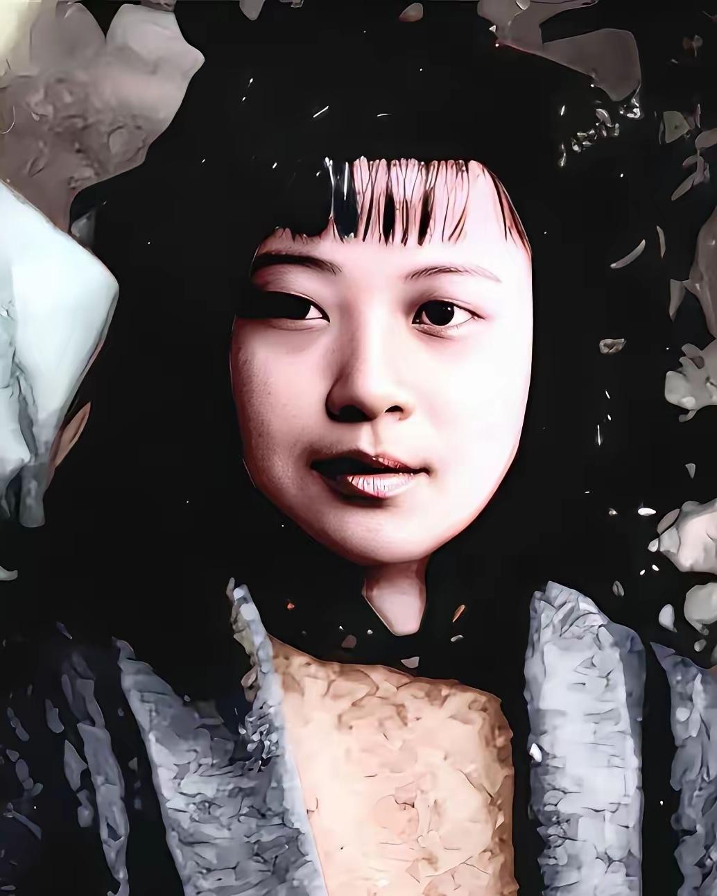 1963年，解放军师长陈广胜回乡寻找多年不见的妻子。没想到，他刚到村口，就看到一