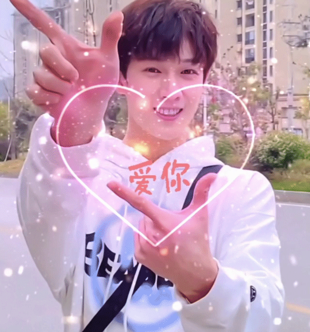 李昀锐 浙江跨晚大漏勺浙江卫视跨年晚会 “上个月就开始准备啦！”“不止一个舞台哦