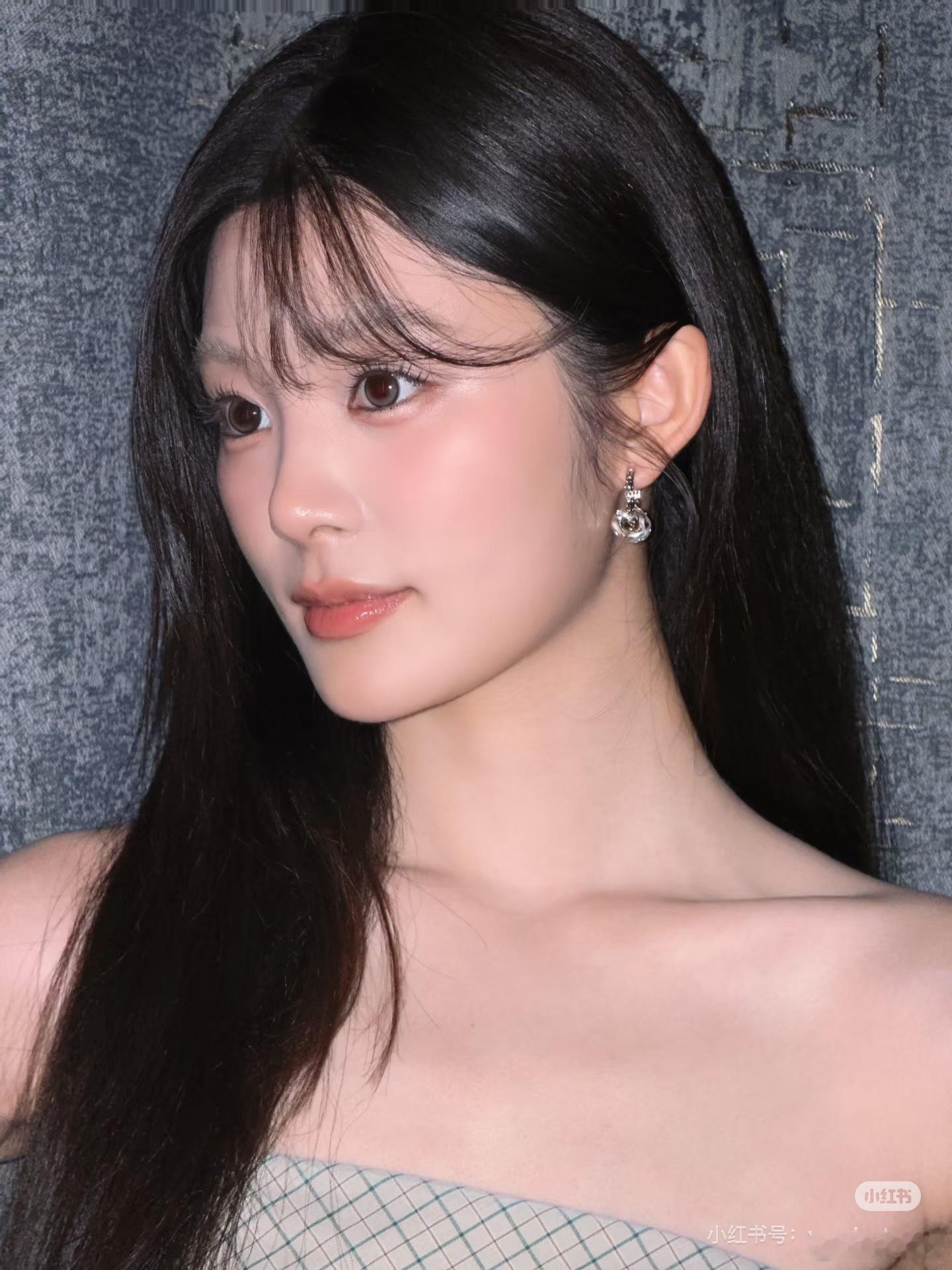 姚晓棠明星不止ab面 2026.07.19 棠的 🍠斜刘海镁铝～生活加点棠
