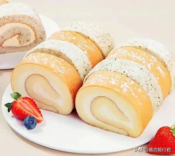 我从来不爱吃甜点，可她却爱到疯狂，甚至还把这个基因传给了闺女。一般而言，她买回甜