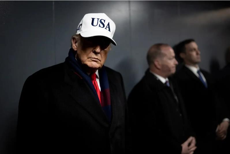 川普拒绝向泽连斯基提供任何安全保障
    乌克兰无法从美国获得安全保障，除非与