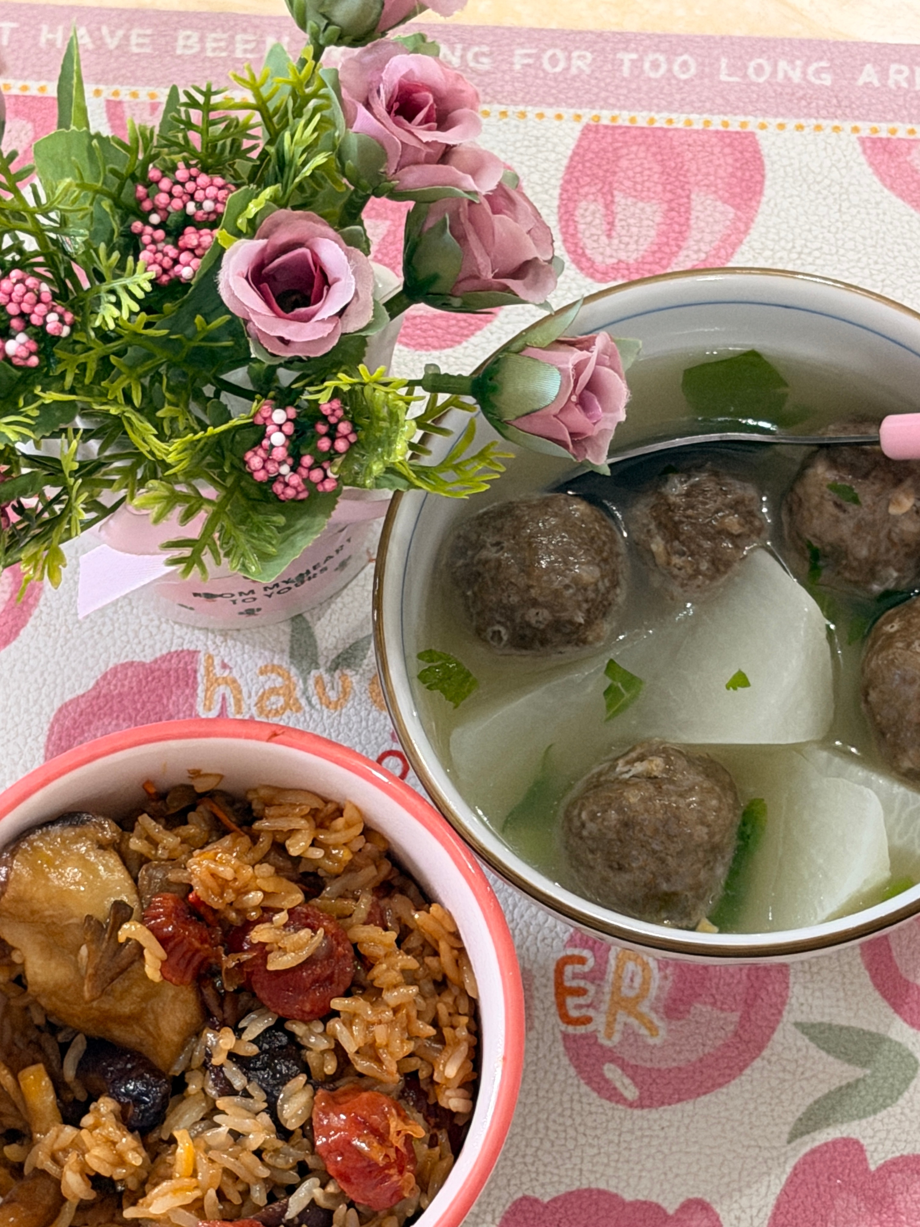 天不热的时候就喜欢自己做饭，然后喂饱小猪[馋嘴] ​​​