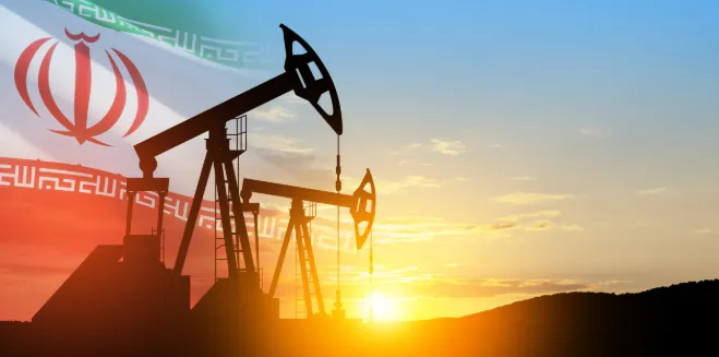 伊称已收到首笔霍尔木兹通行费对伊朗强硬派来说，最好的局面就是搞定霍尔木兹海峡收费