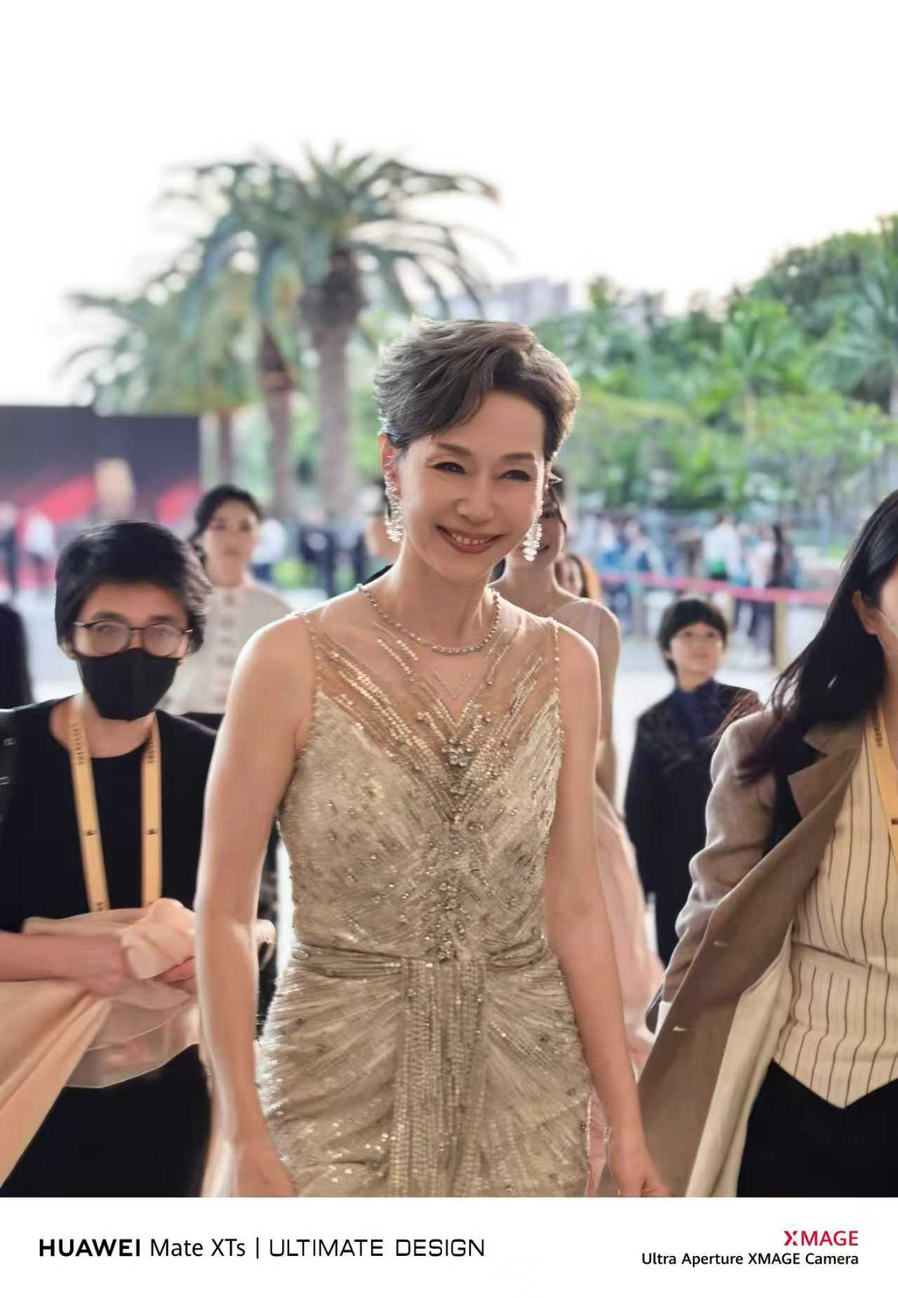 金鸡闭幕式众星云集，华为Mate XTs 非凡大师才是现场隐藏“影像王者”！看到