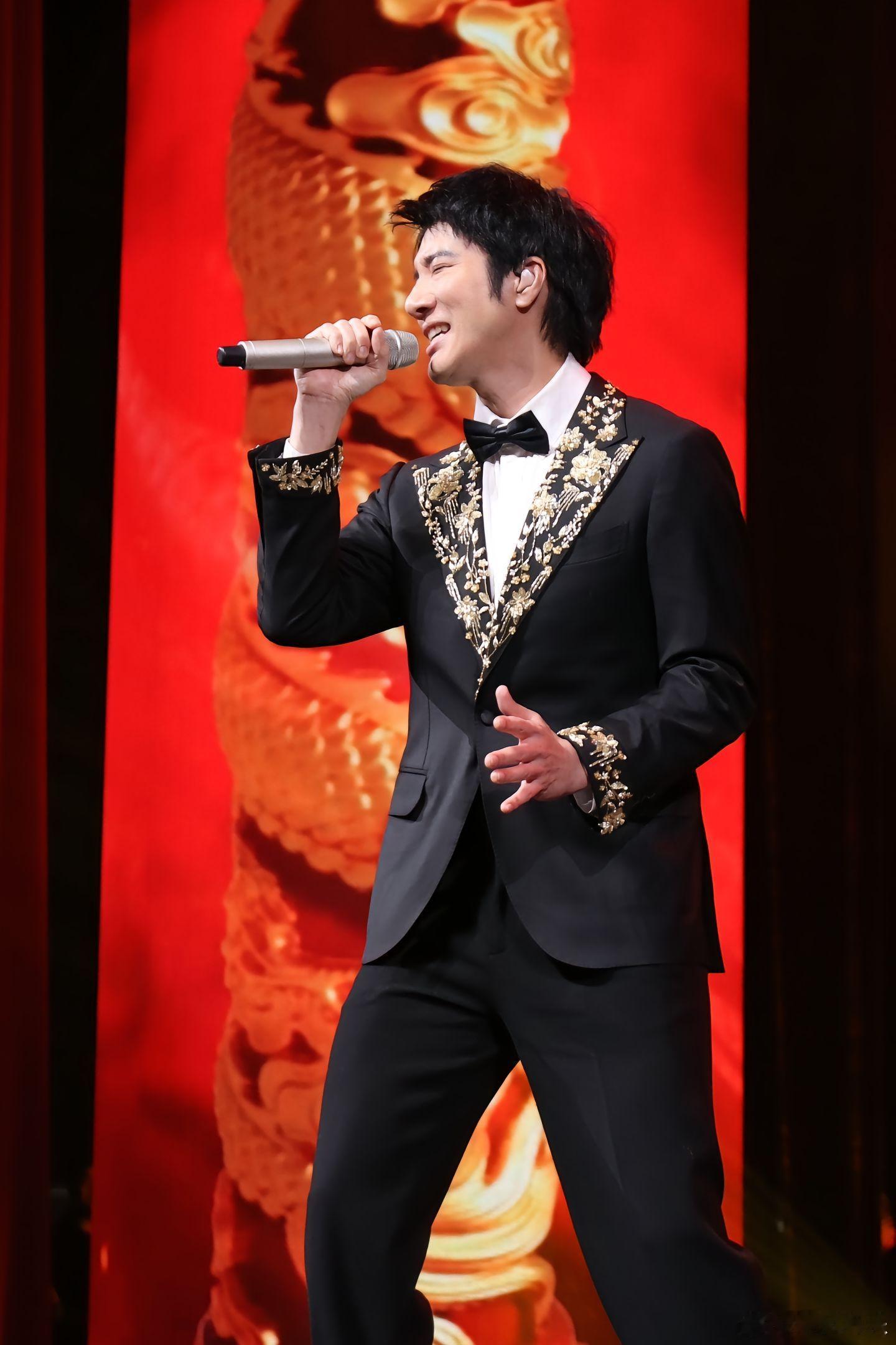 王力宏官宣个人巡回演唱会 王力宏官宣个人巡回演唱会！你期待他的演唱会吗？？ 