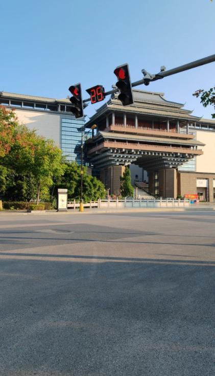 卖房遇拆迁反悔被驳，契约精神不容践踏
亲爱的朋友们大家好，我是海林小百科，今天我