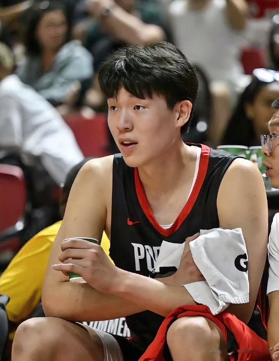 这下尴尬了
不止中国球迷知道
就连韩媒都知道了，开拓者或
已后悔选杨瀚森！

韩