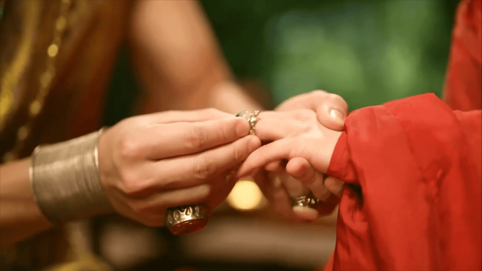 短剧女主的野心已经到强成这了吗 短剧女主的“卷”已经冲出亚洲，走向世界了！关萌萌