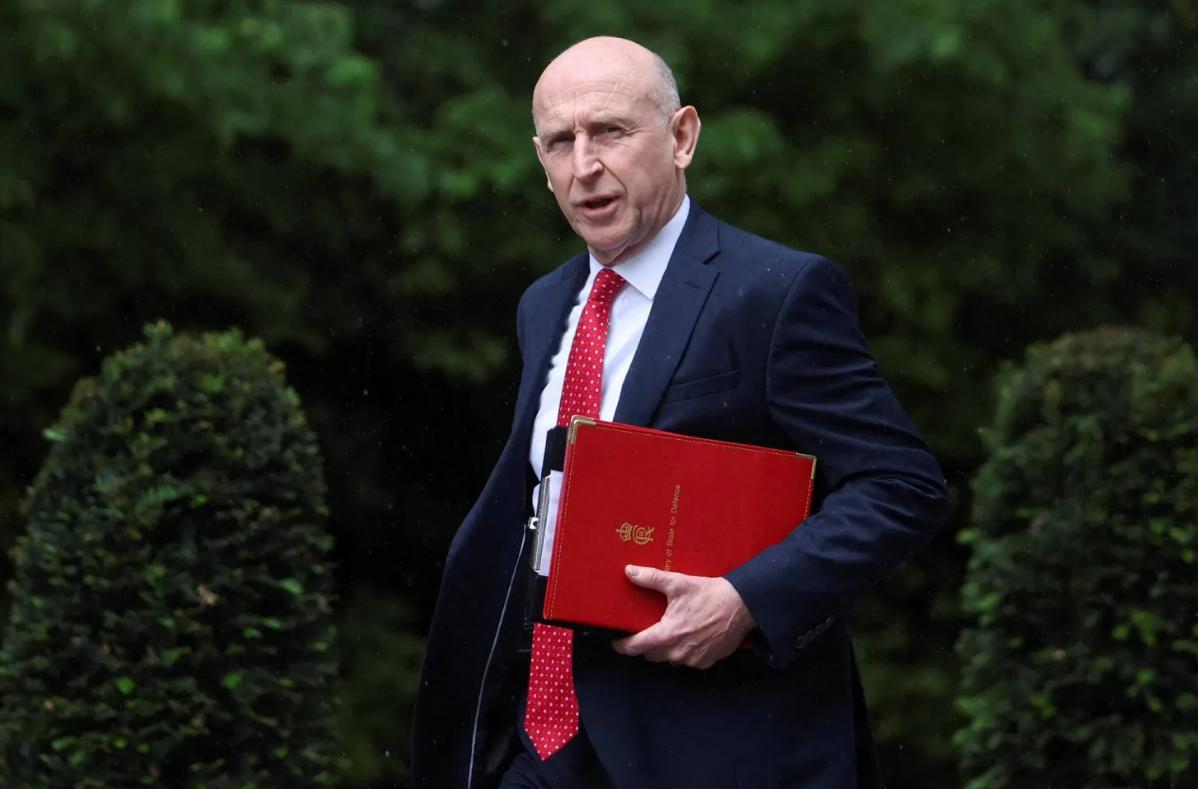 据新华社等媒体6月11日报道，英国国防大臣希利宣布辞职，成为乌克兰冲突爆发以来第