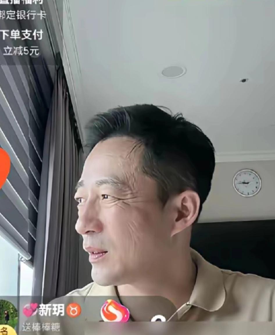 他们俩的孩子只能他们俩晒，亲妈都不行，明知道妈妈能卖货，难道孩子流量留着给自己?