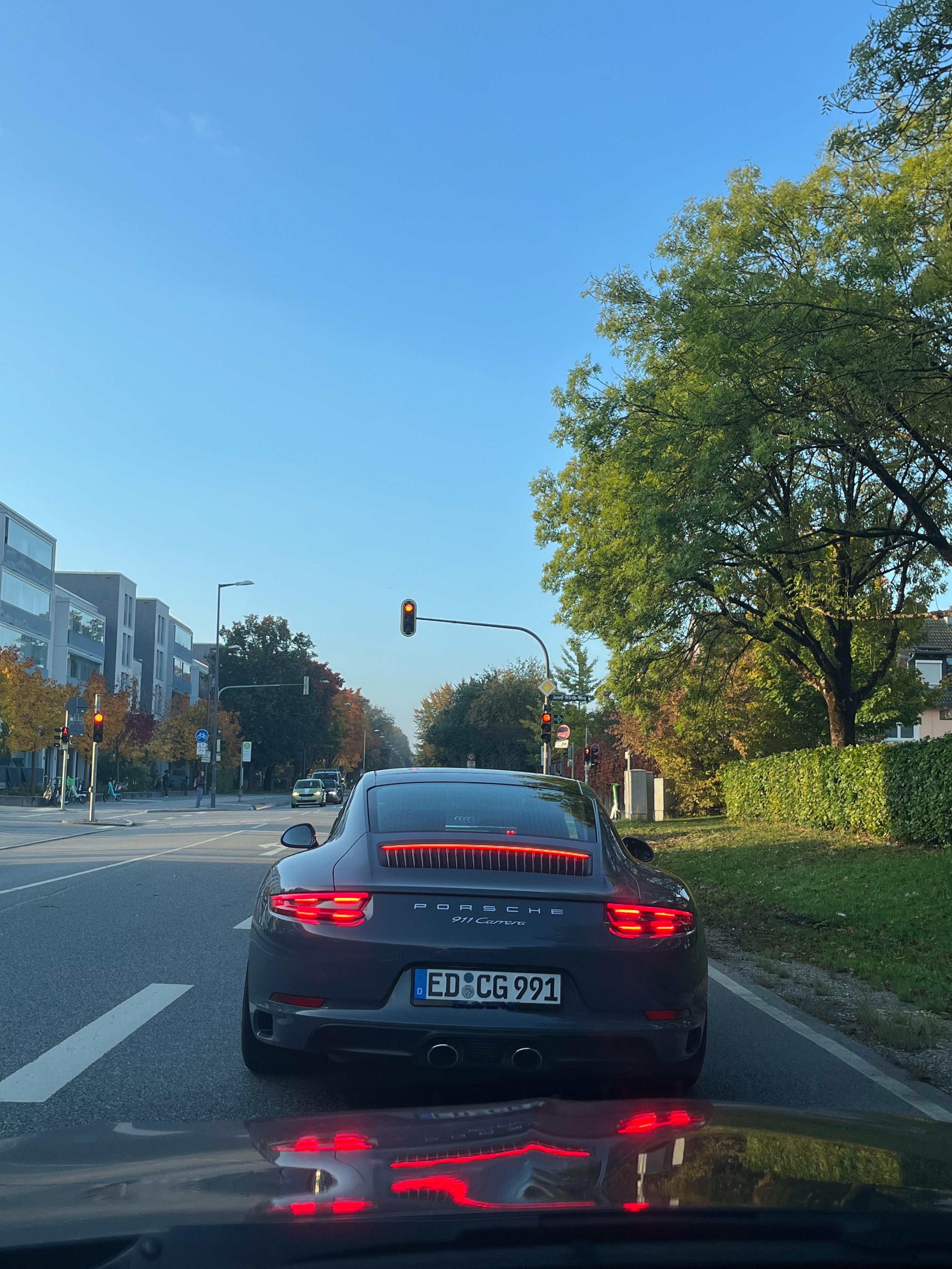 好想买991啊yz77聊车 ​​​