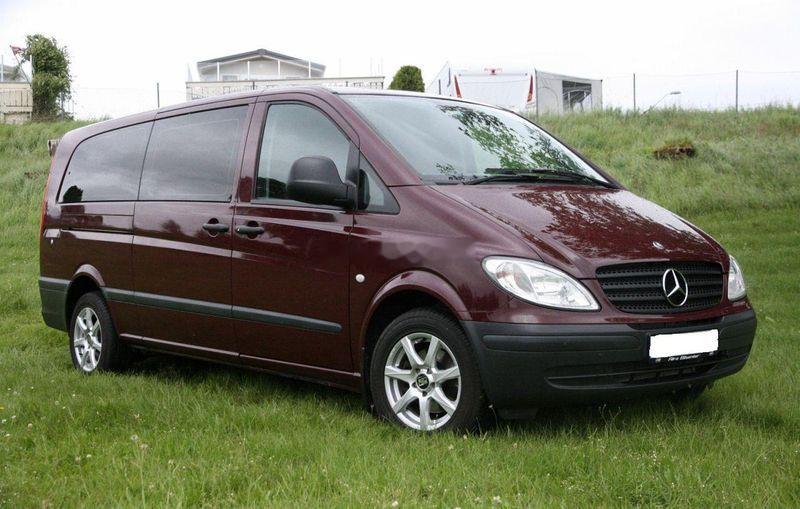 奔驰维亚诺的福祉车？？？这玩意是2007年在法国上的牌，就说是六缸柴油机四驱，跑