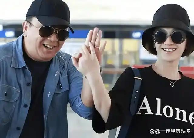 徐佳宁有多疼李小冉？听说她当年为感情受伤 ，打止痛针导致流产，心疼得想直接去揍人