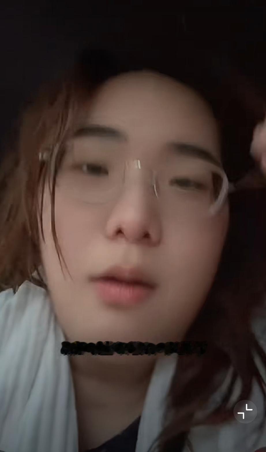你有在泳池里遇到别人正在拉屎吗？[酷拽]如厕尴尬瞬间 憋便憋尿 酒店拉屎