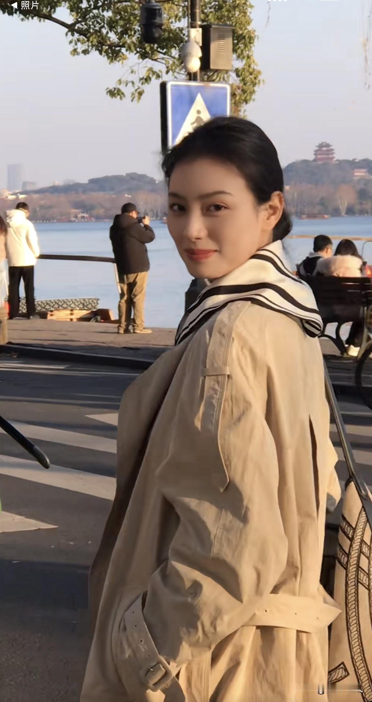 新思维：人间遍地百年妖，鬼话连篇又一年

今日，作别老天爷，坐上回老家河南的高铁