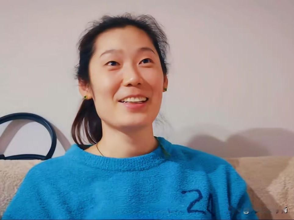 当朱婷在2024-2025赛季意甲总决赛上，以零失误的一传保障助力球队夺冠时，球