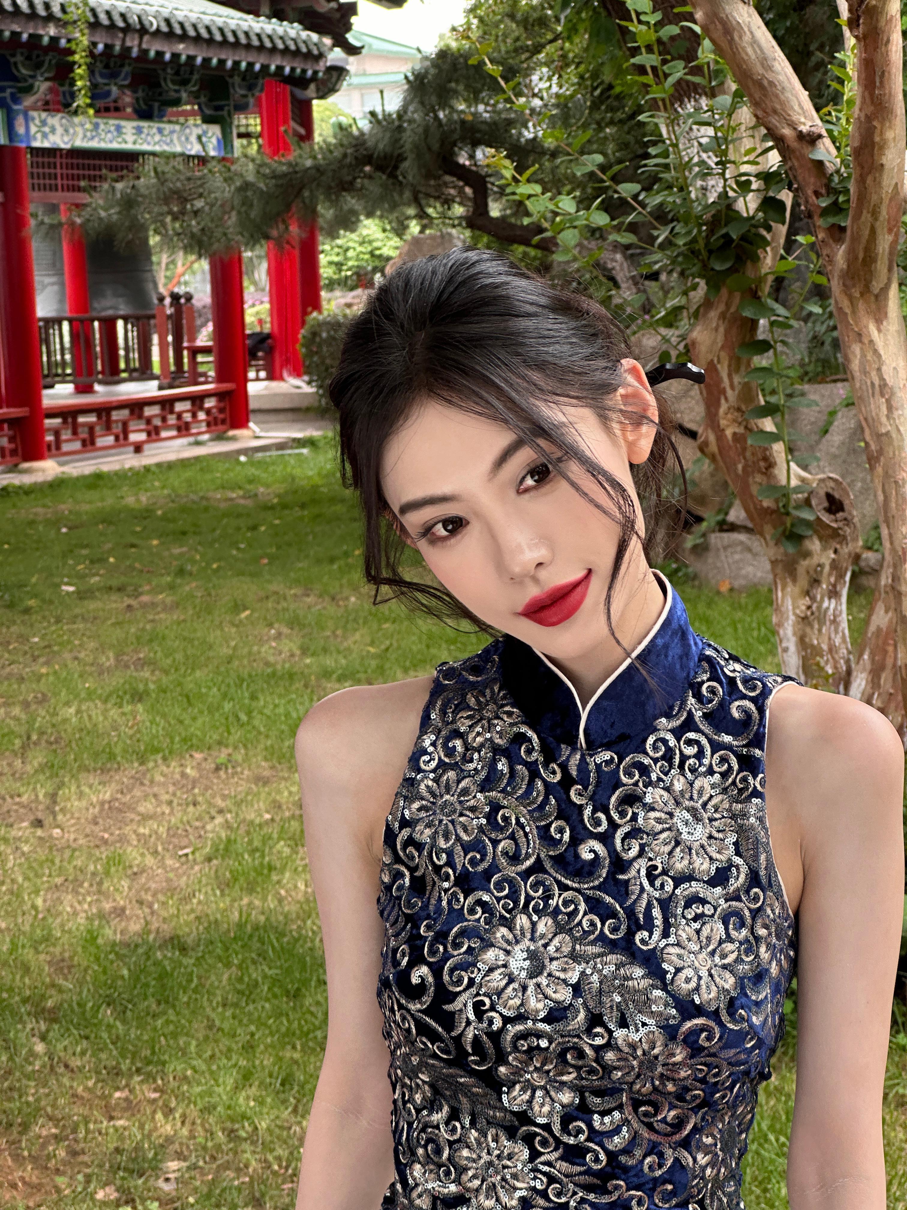 旗袍 女人最好的医美🪭王新迪[超话] ​​​