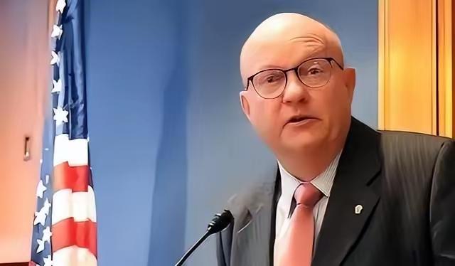 美专家荒唐臆测！美军核袭京沪，中国就不会反击？核底线不容践踏
 
美专家曾一语惊