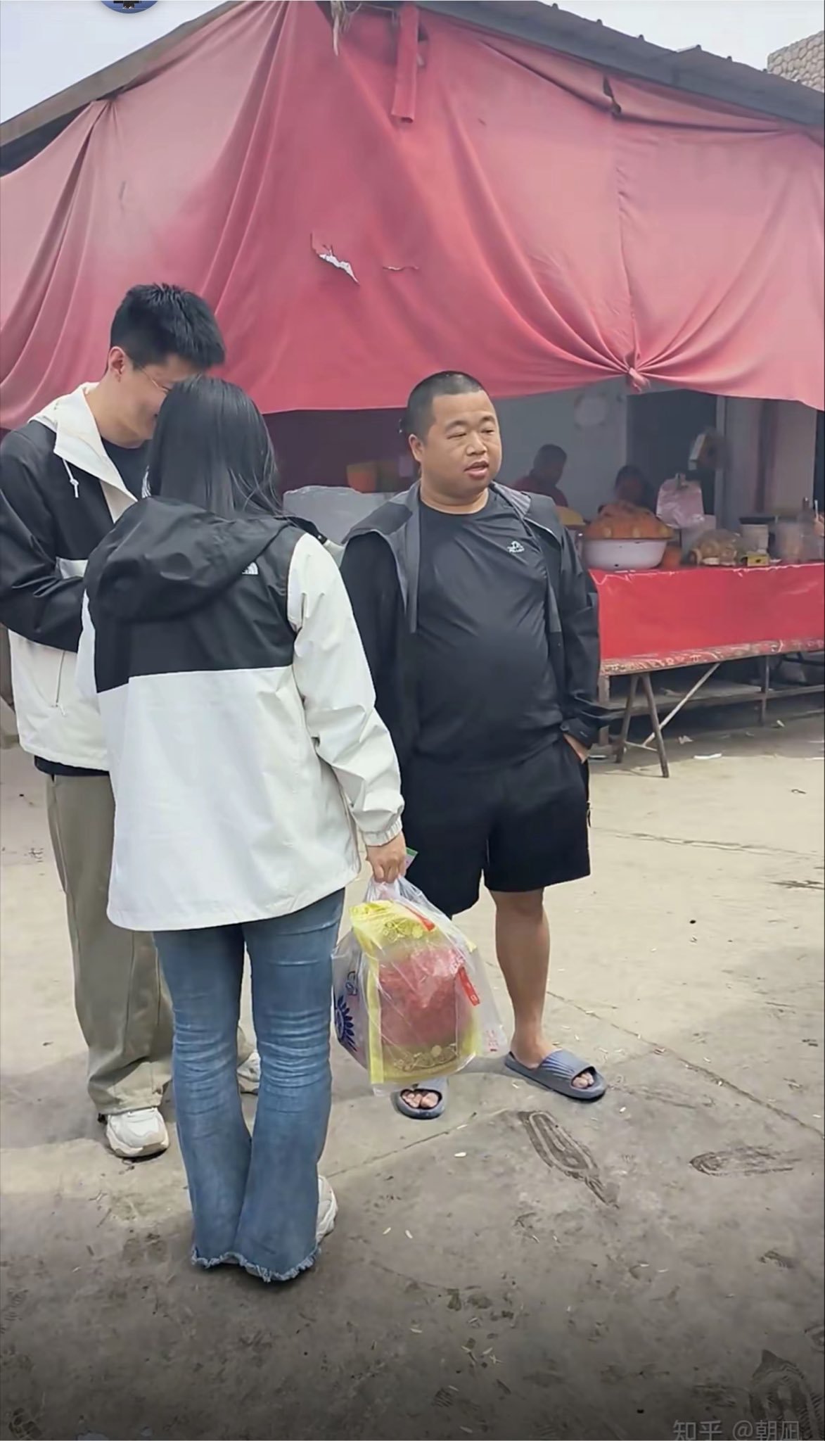 哪些男人一眼看上去就很穷？ 