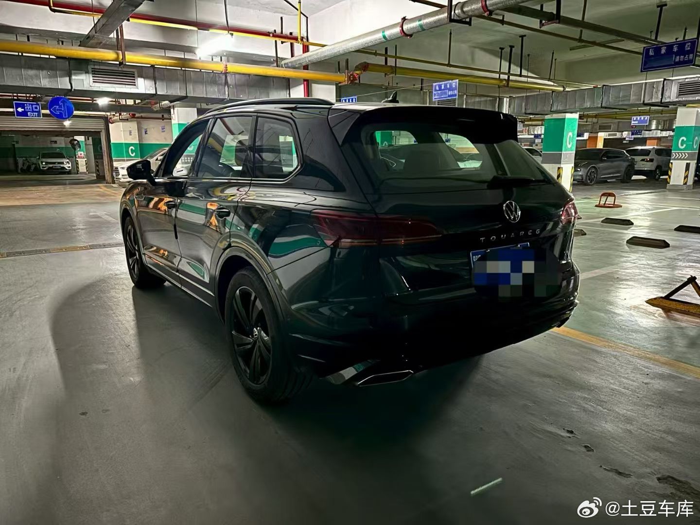 收了一台好货大众途锐3.0T曜黑运动版 指导价71.88万元 次顶配 2021年