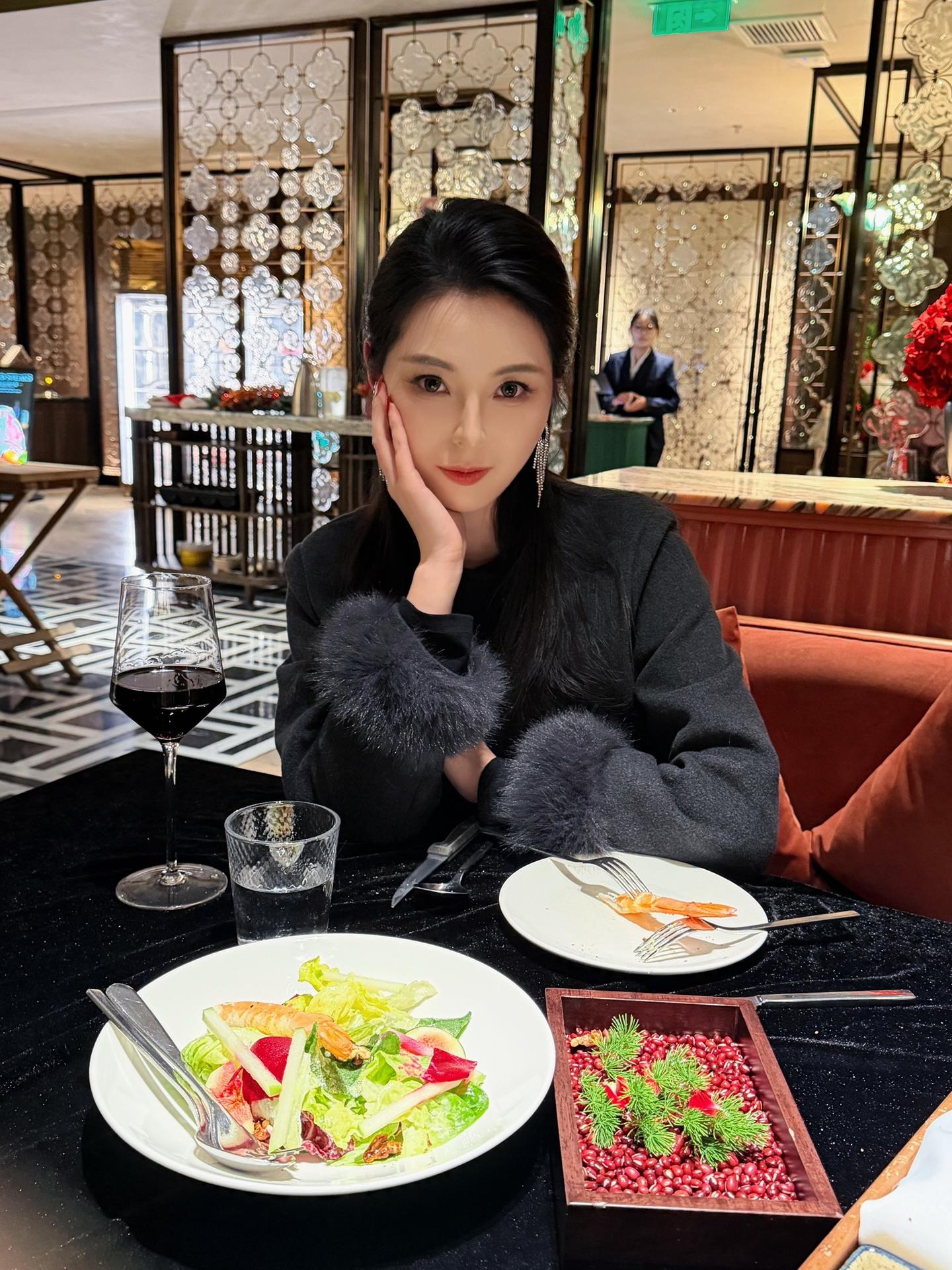 我能和你一起吃饭吗