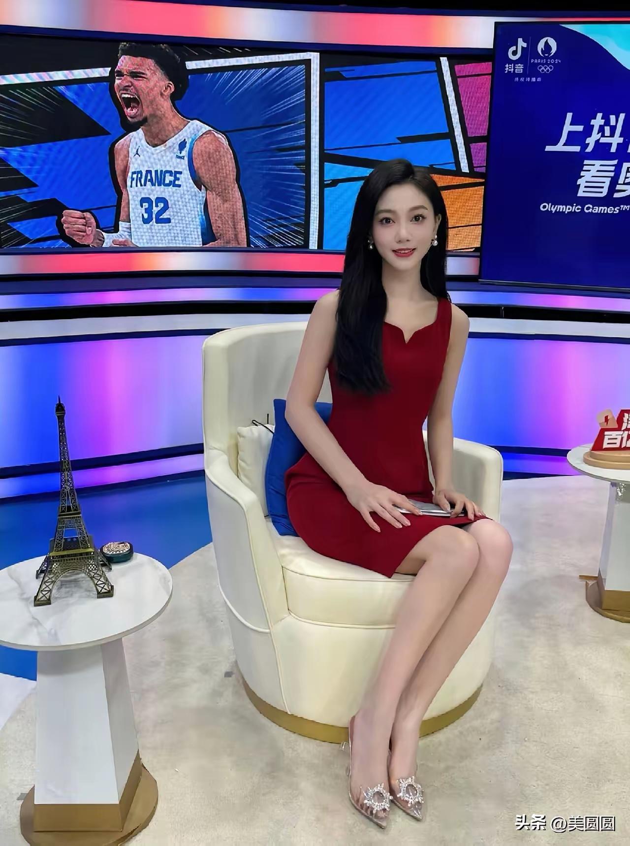 主持体育的主持人是越来越漂亮