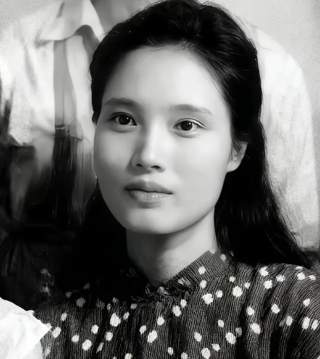 姚明珠是朱枫icon当年在台湾icon搞情报时的战友。1963年她因为送情报被国