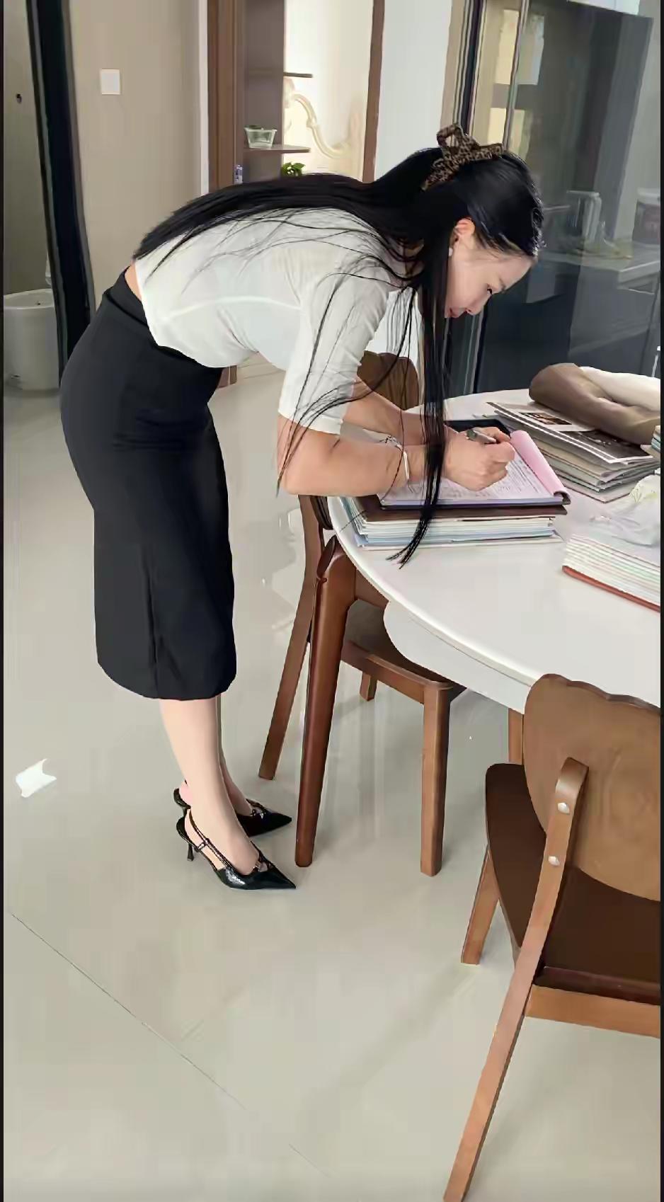 遇到这样的老师真的是孩子的福气！暑假已经过了半个月，今天班主任竟然来家访！小学四