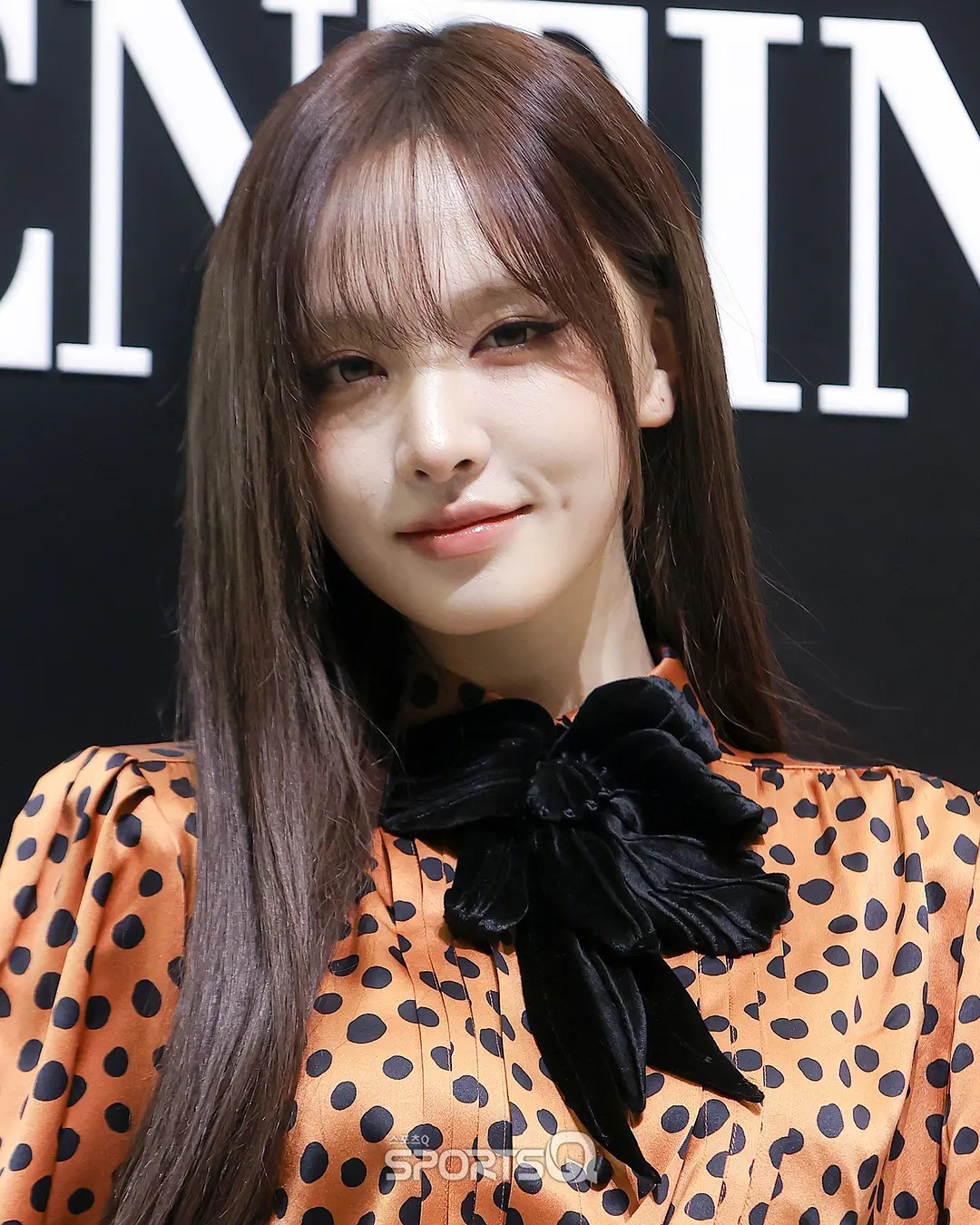 直井怜、Liz今天的华伦天奴站台新闻图谁扛住镜头📸 