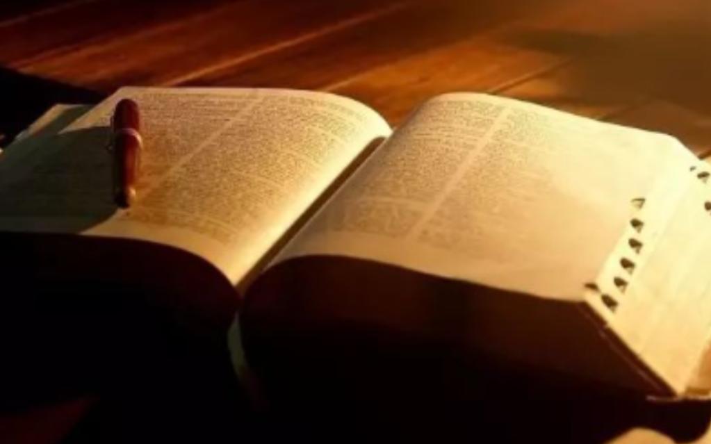 读完三遍《资本论》，我“茶不思，饭不想”，我反向思考，突然明白了：宁可让富人富得