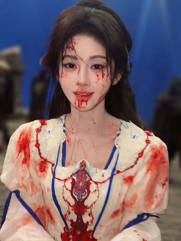 鞠婧祎战残版阿黛 