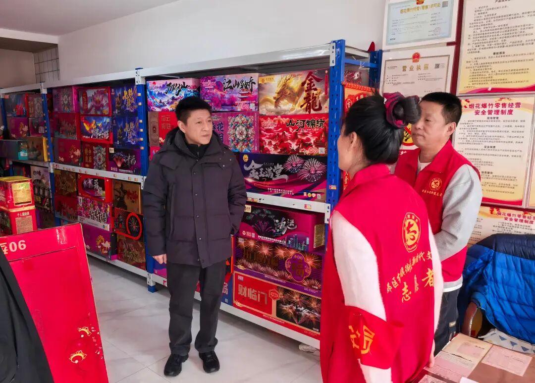 董秋实检查春节假期安全生产工作

2月21日，区委副书记、区长董秋实采取“四不两