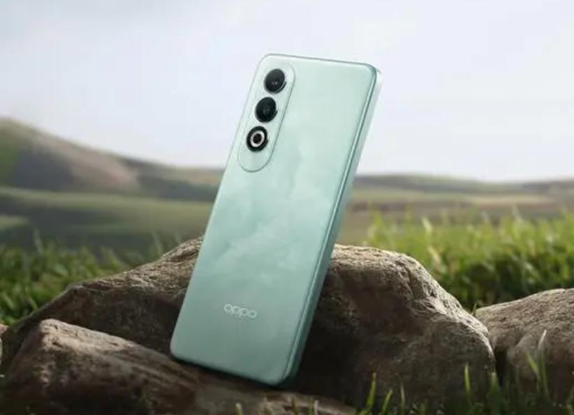 针对高价低配开撕性价比，讲实话这个观点依然是来自「OPPO K12」综合功能体验