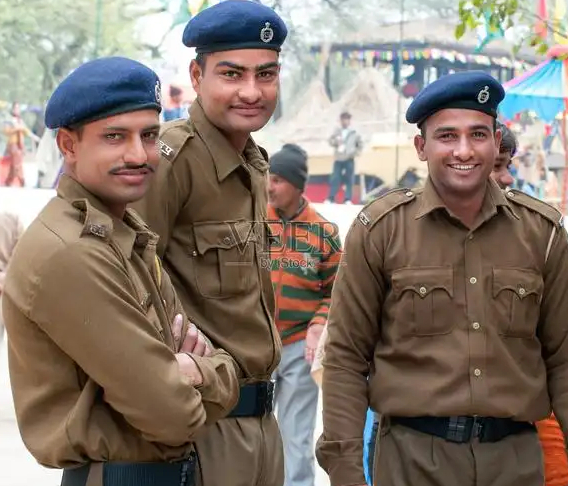 印度对中方实施长臂管辖，扣押一批精密机床，希望北京能低头服软！最近，印度扣押中方
