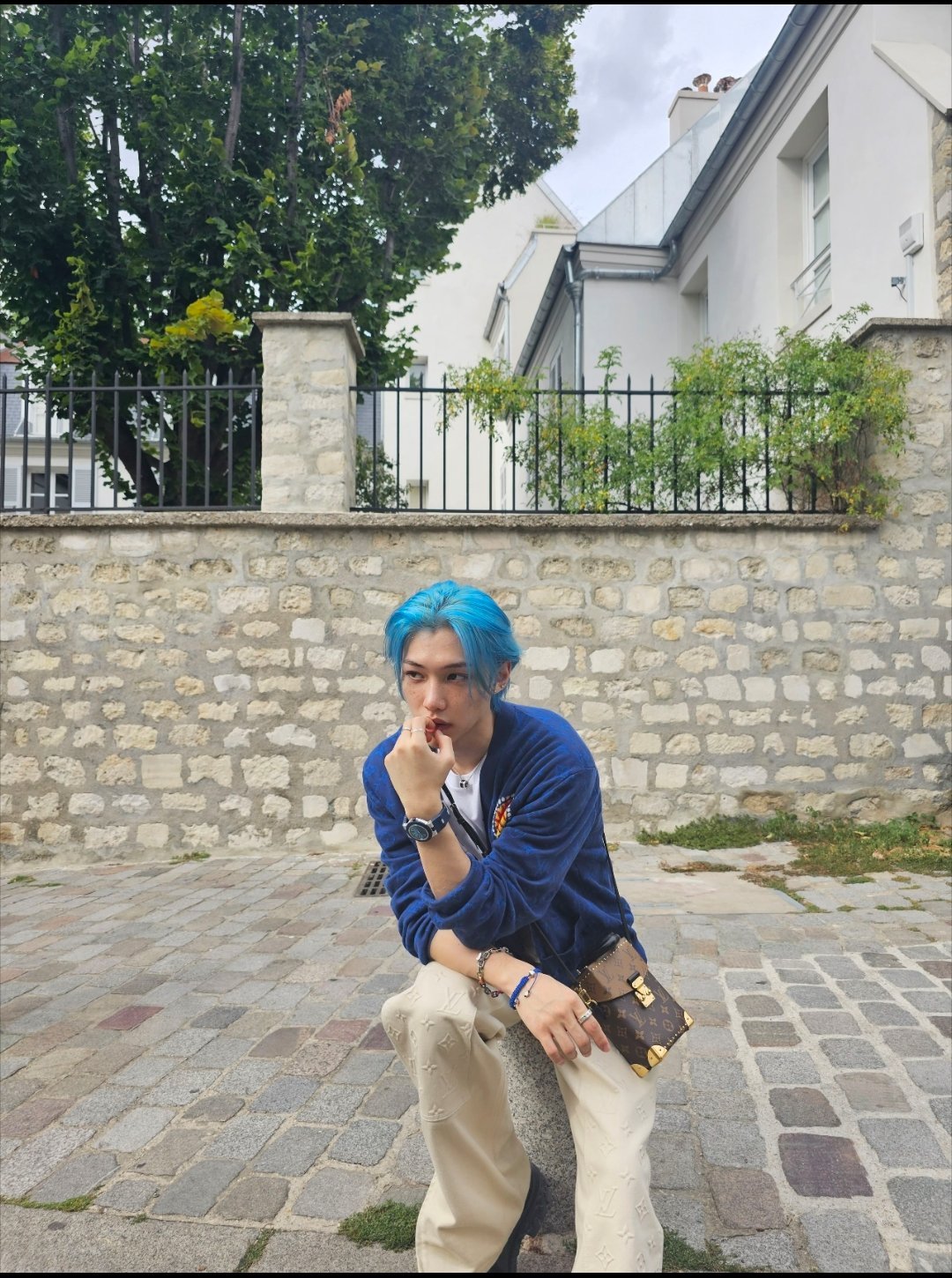 感觉很久没有看到龙馥的生活照了ㅠㅠ褪去舞台妆 触摸一个鲜活的你 
