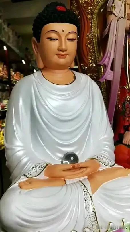千年老人言，你不得不听！
心大事就小，心小事就大。
男靠出生日，女靠出嫁时。
世