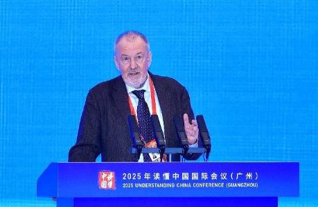 俄罗斯一个智库的大佬，最近说了句大实话。  
 
他说，今天的中国，已经不是那个