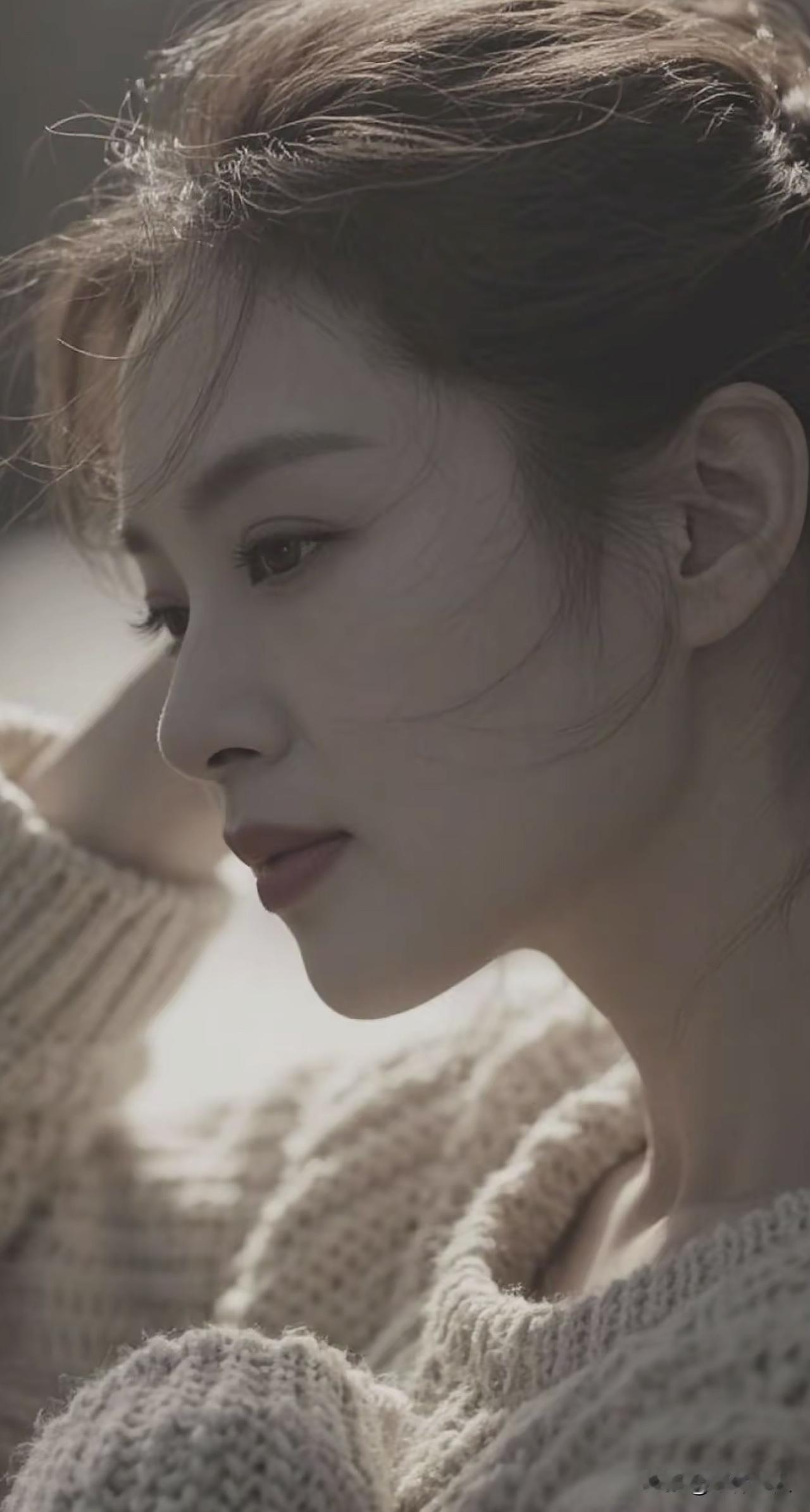 一定要和能激活你生命力的人在一起。

我现在也是越来越坚信那句话，就是你选择和谁