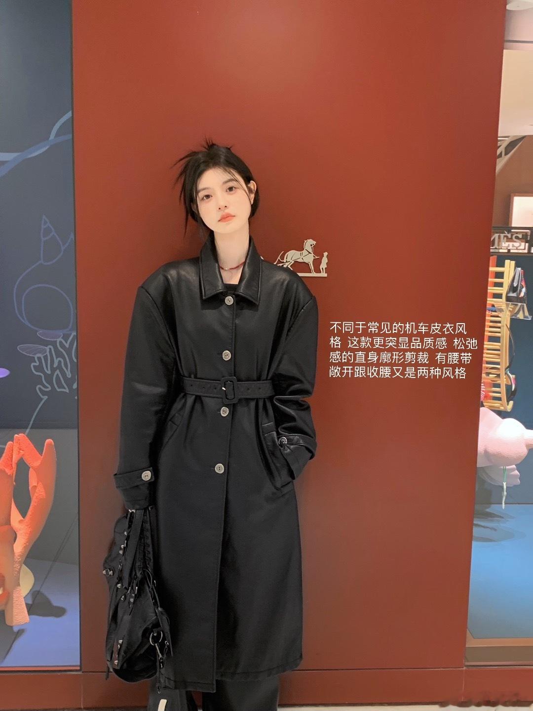hi 晚好呀bb们!!old money风*黑标皮衣太爱了 先带着小作文来分享 