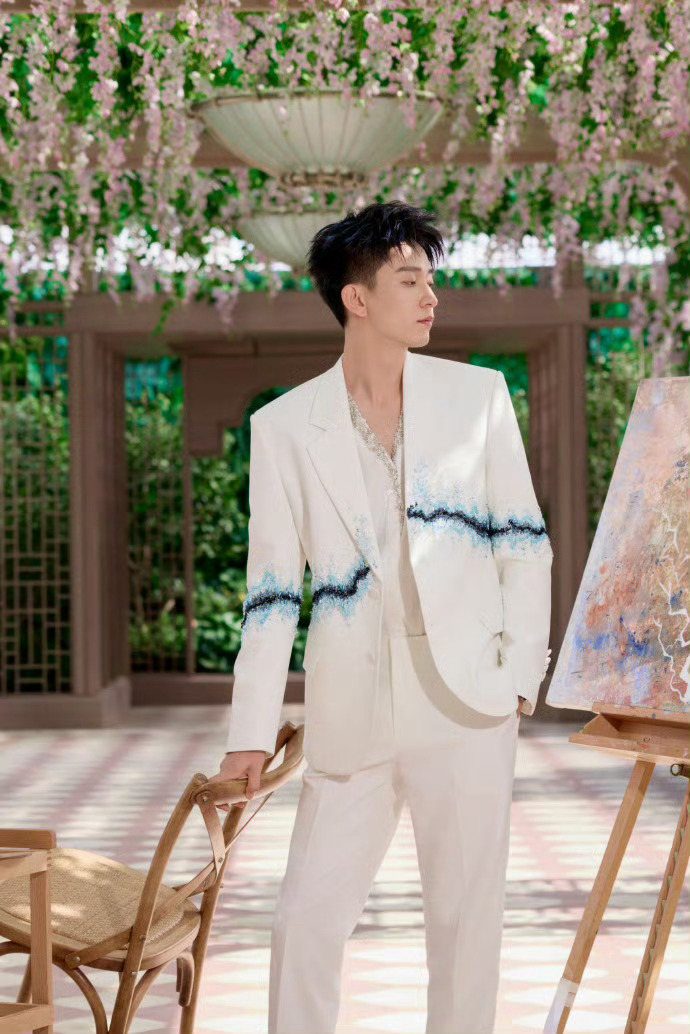 王子奇 看得出他是王子！少年感+绅士范，王子奇杀疯了 贵气和少年感完美融合 