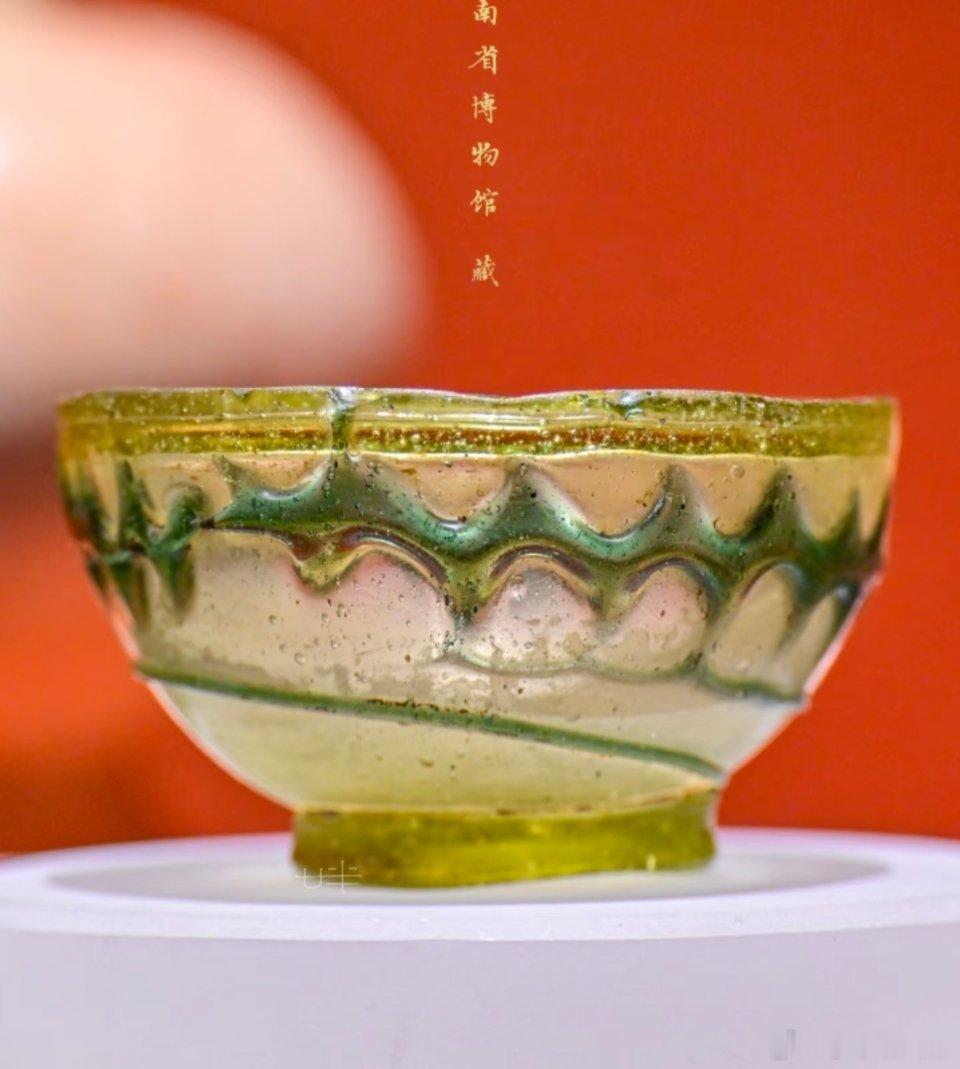 这便是——“兰陵美酒郁金香，玉碗盛来琥珀光” ​​​